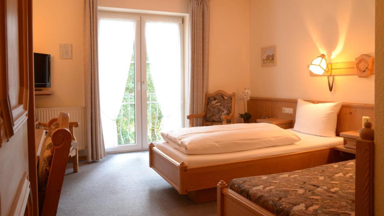 Waldhotel Twiehaus Garni Lubeck Exterior photo